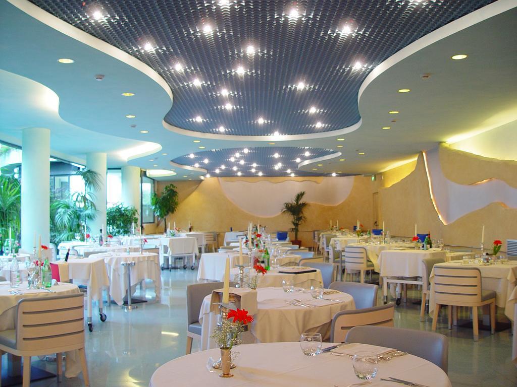 Hotel Le Palme - Premier Resort Milano Marittima Buitenkant foto