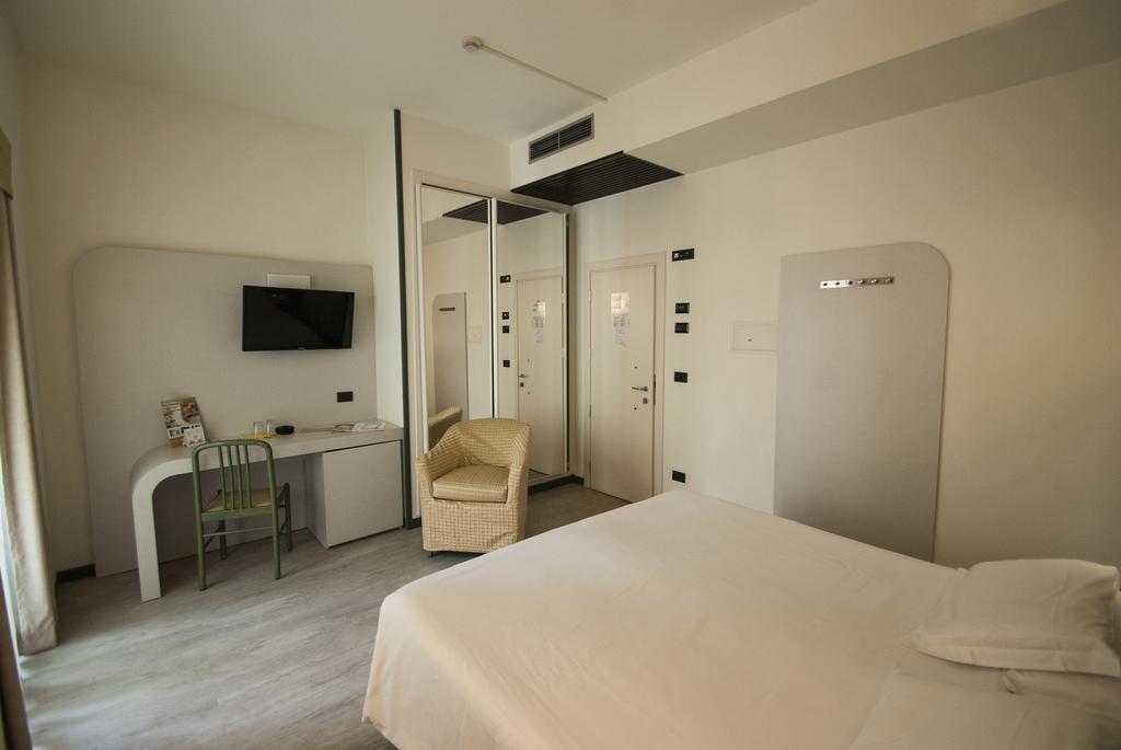 Hotel Le Palme - Premier Resort Milano Marittima Kamer foto