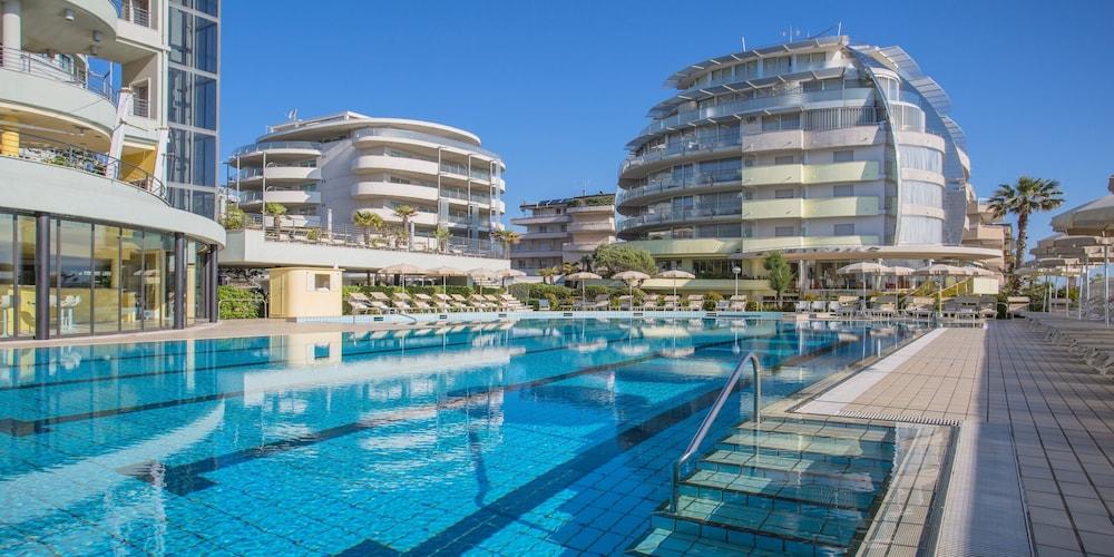 Hotel Le Palme - Premier Resort Milano Marittima Buitenkant foto