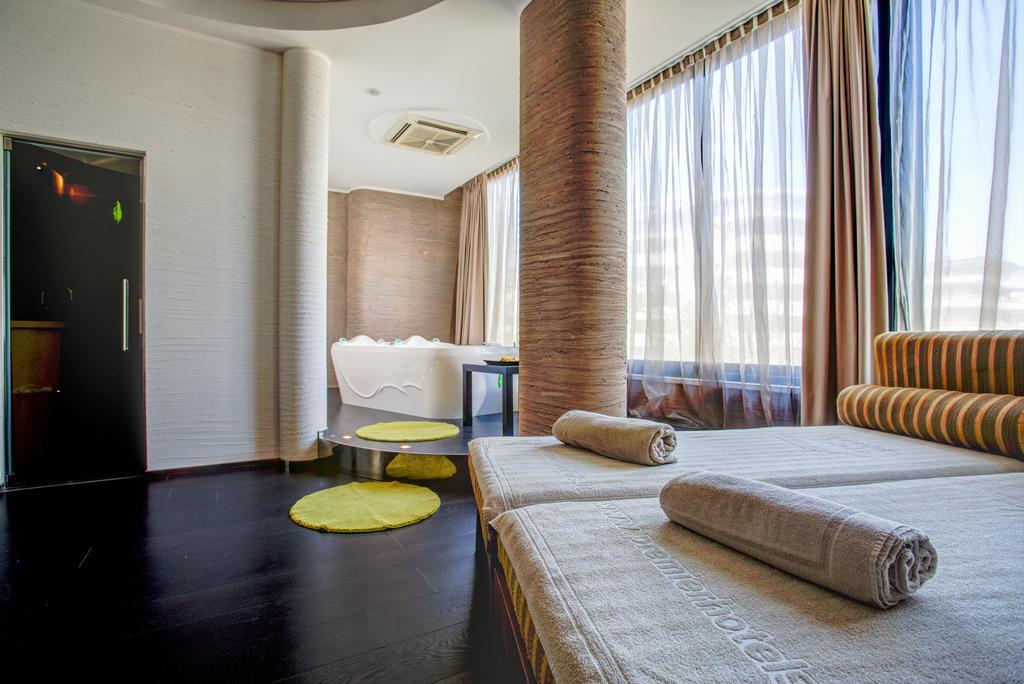 Hotel Le Palme - Premier Resort Milano Marittima Buitenkant foto